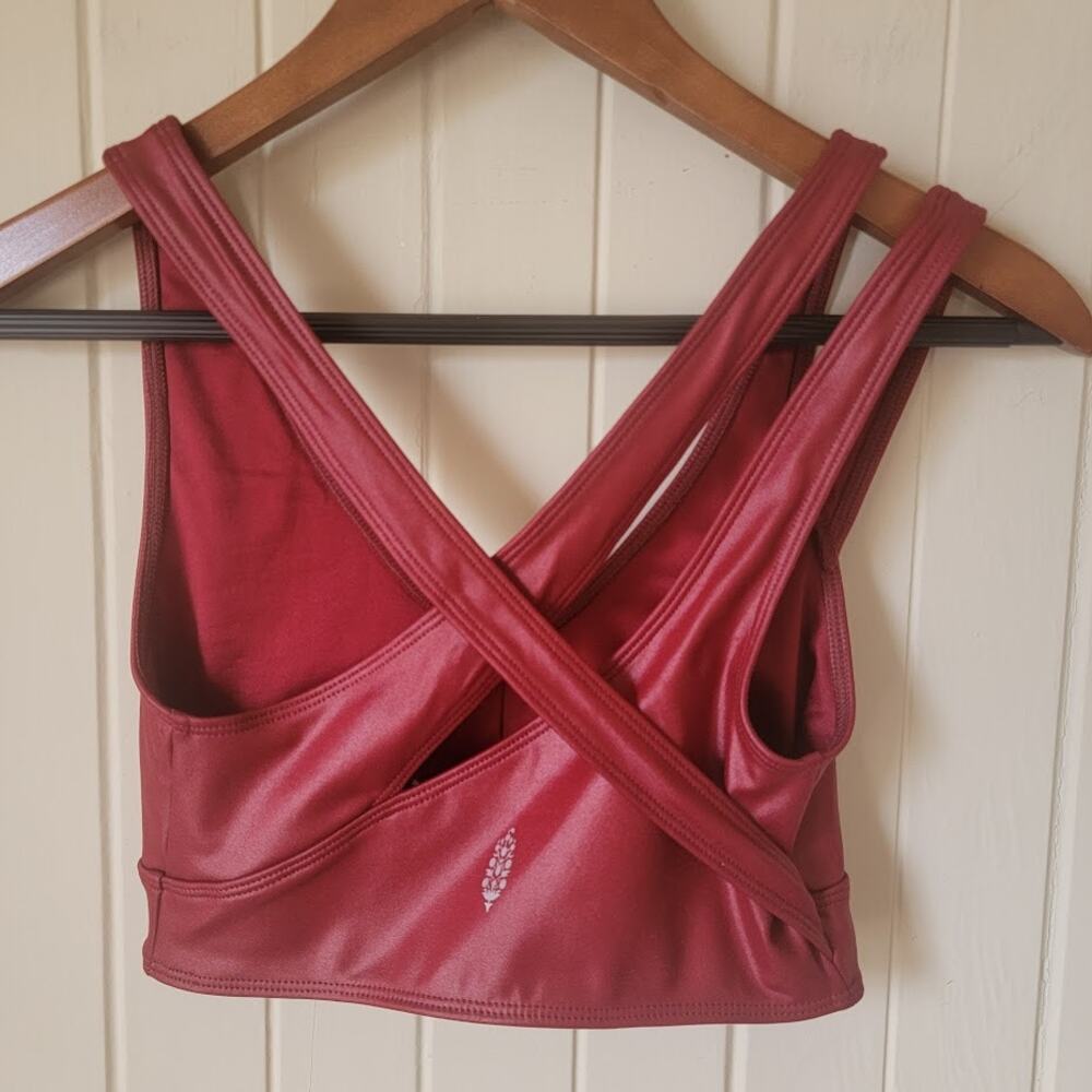 NEW Free People‎ Movement Women's In My Orbit Bra Red Sports Bra Size XS NWOT - Picture 4 of 5
